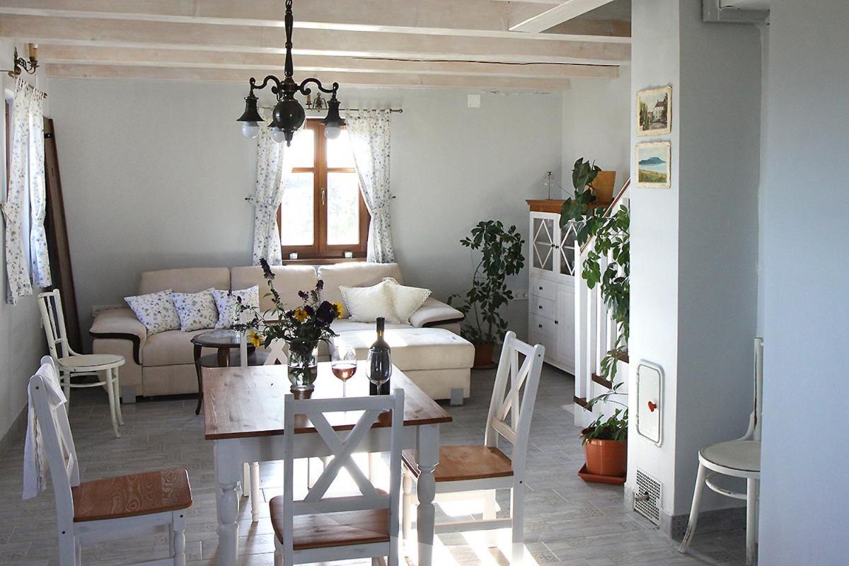 Вилла Casa Beata Lesencetomaj Экстерьер фото