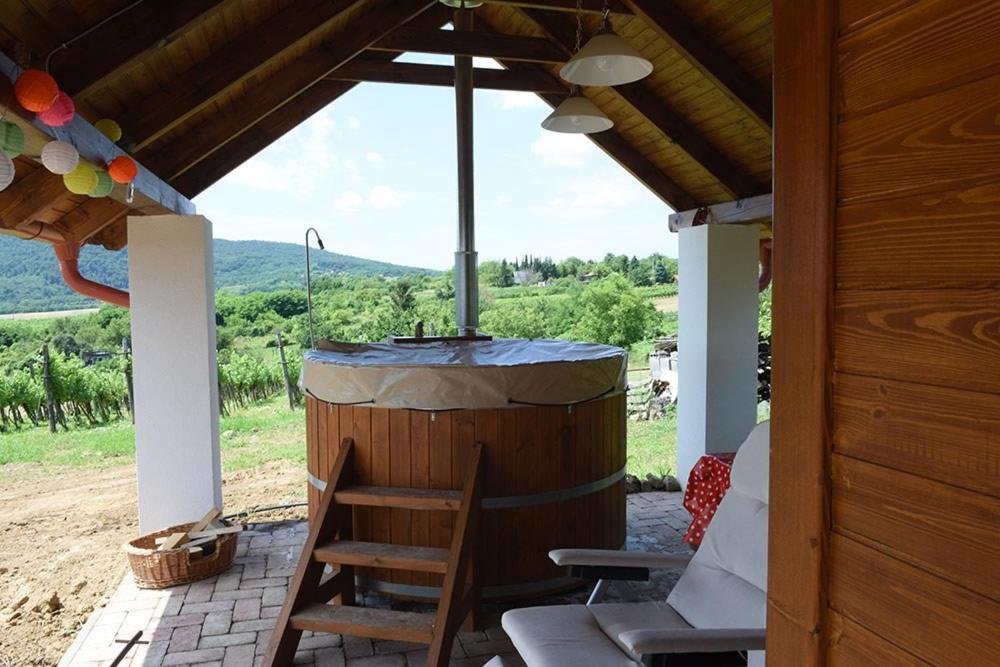 Вилла Casa Beata Lesencetomaj Экстерьер фото